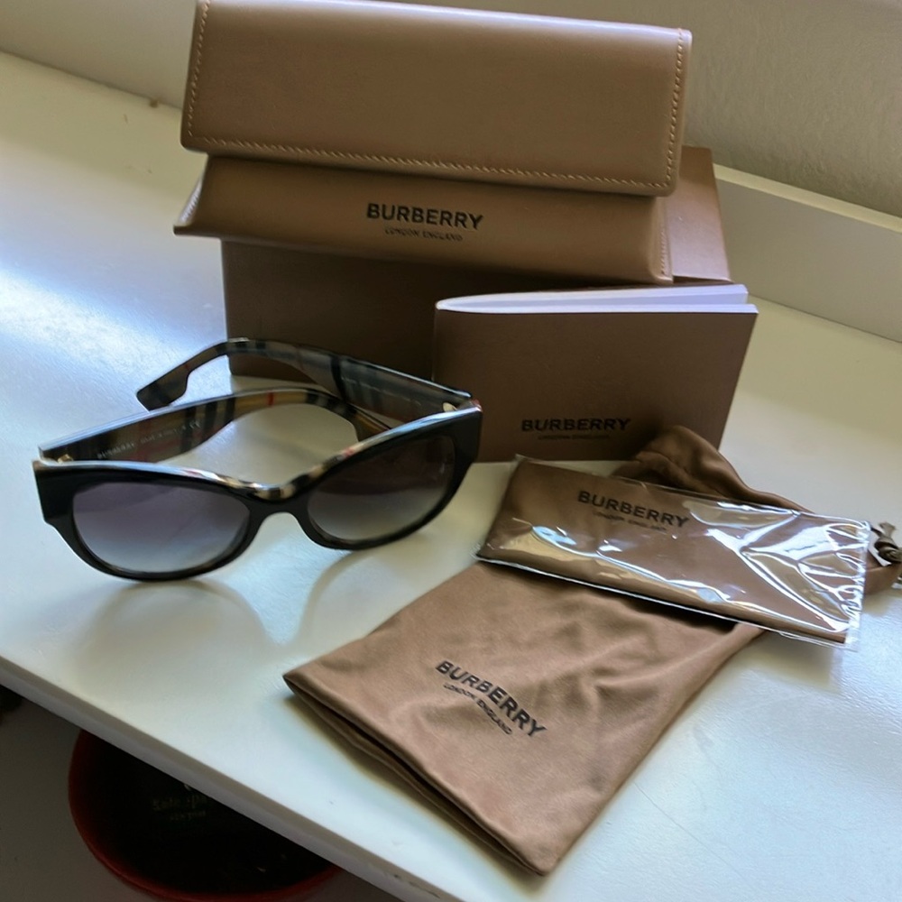 Burberry Sunglasses